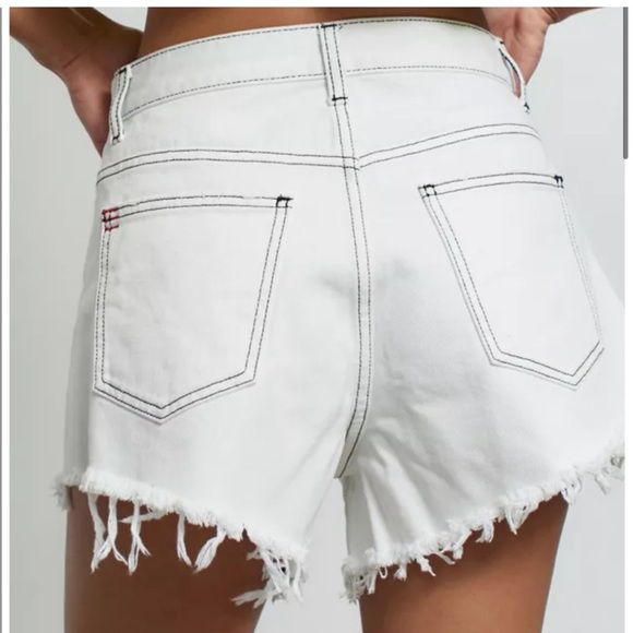 BDG NWT Pitched Waist Shorts - Picture 3 of 9